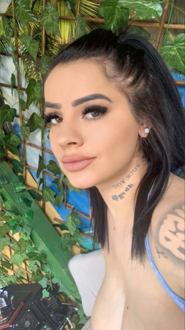 here (@kaylahyyyyy), OnlyFans creator