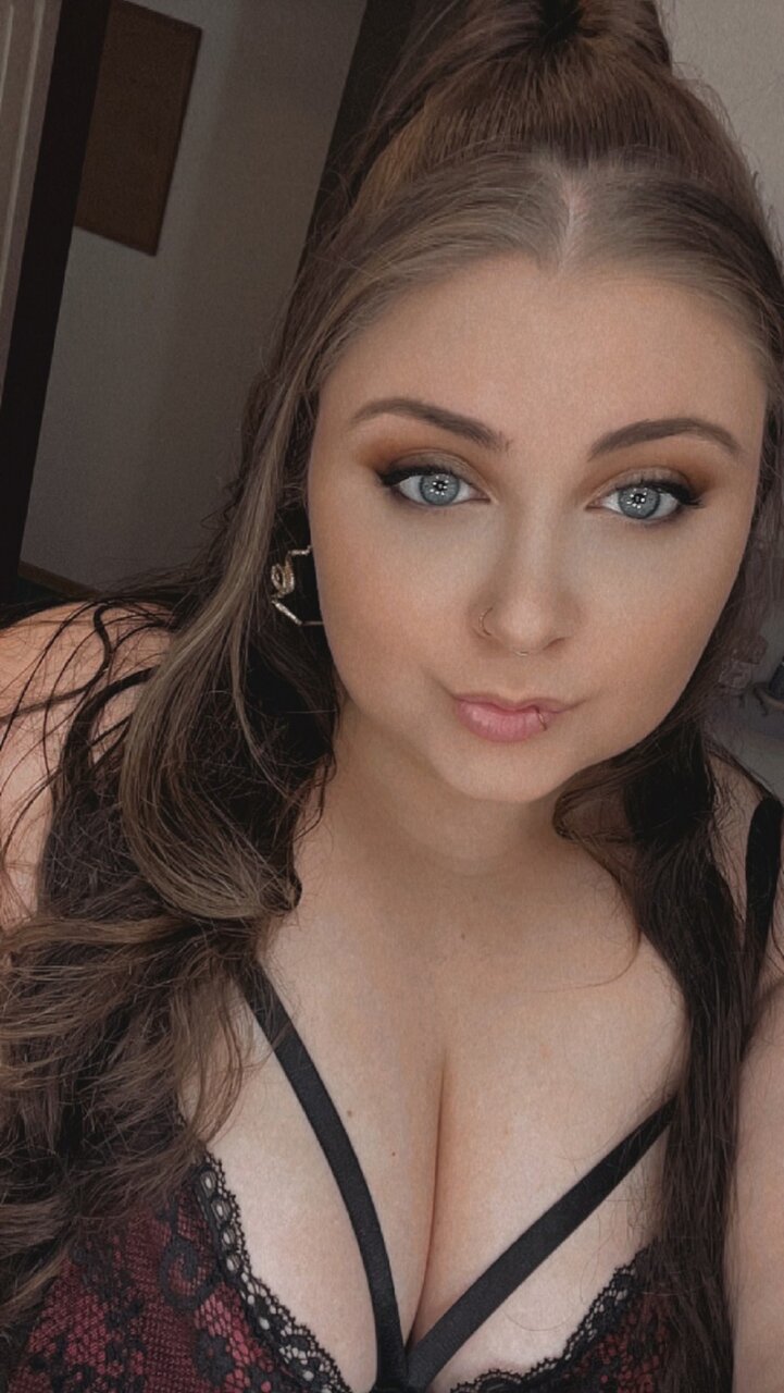Kaylamariebabe (@kaylamariebabe), OnlyFans creator