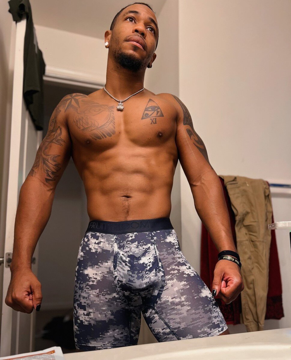 Kburg305 (@kburg305), OnlyFans creator