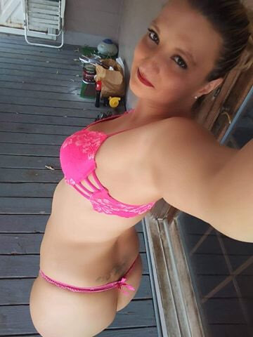 Kellinylon (@kellinylon), OnlyFans creator