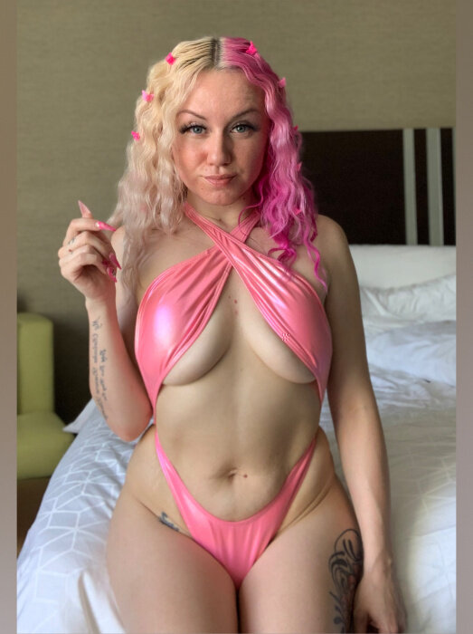 Kendra777 (@kendra_777), OnlyFans creator