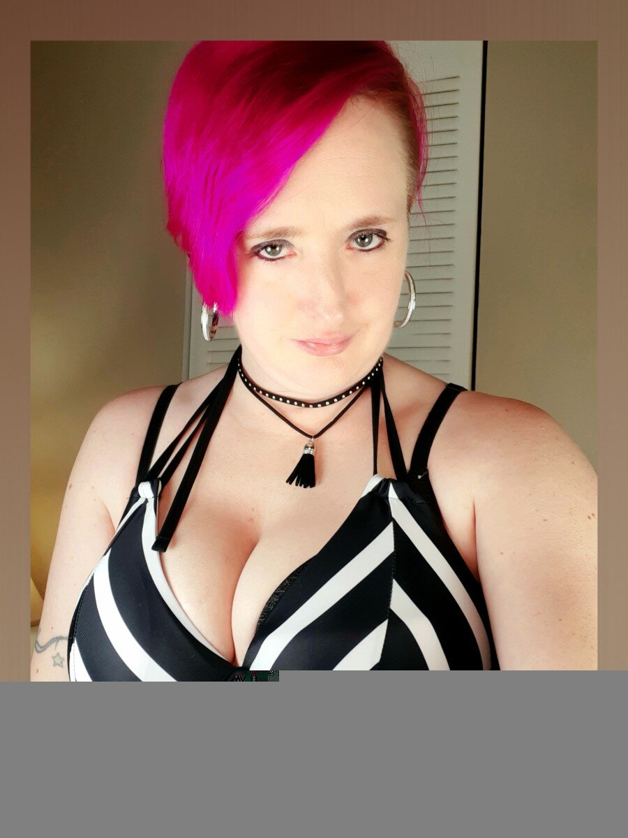 Kennedy36dd (@kennedy36dd), OnlyFans creator
