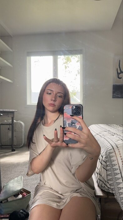 Kenzeygrey (@kenzeygrey), OnlyFans creator