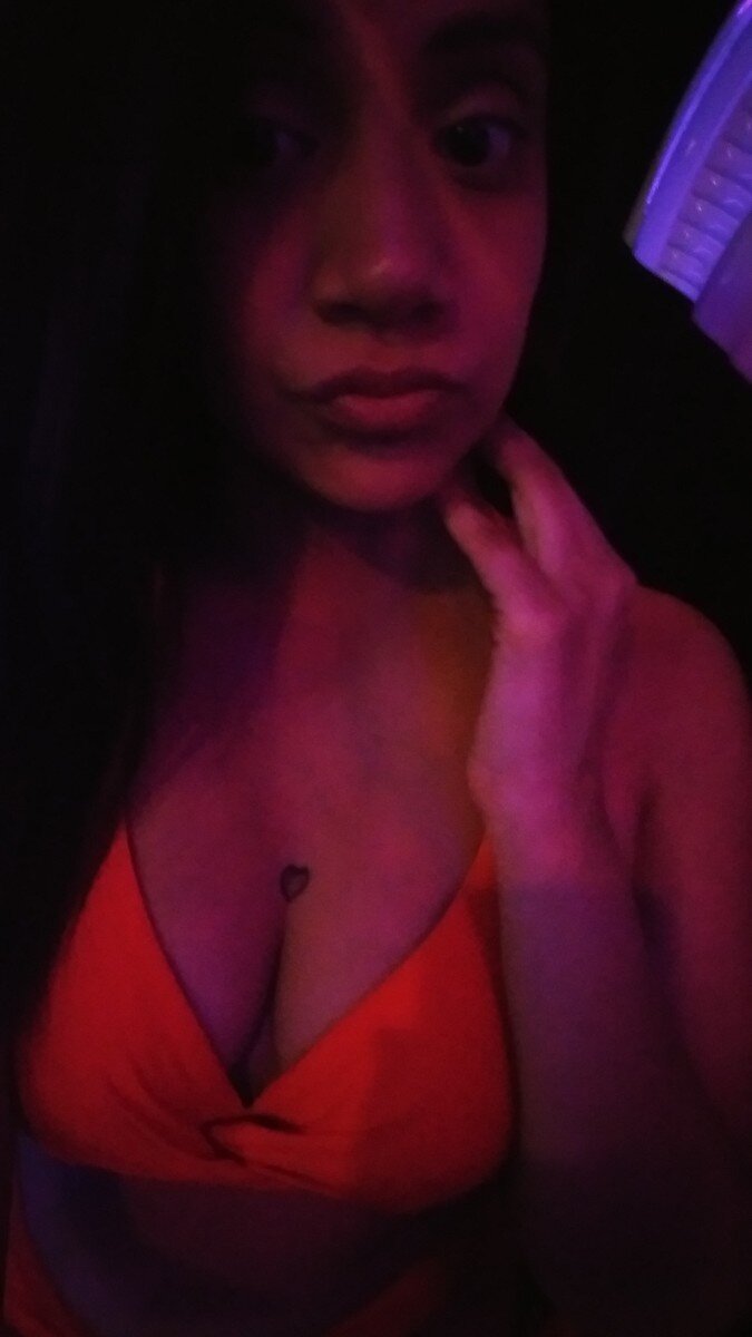 Kholeparadise (@kholeparadise), OnlyFans creator