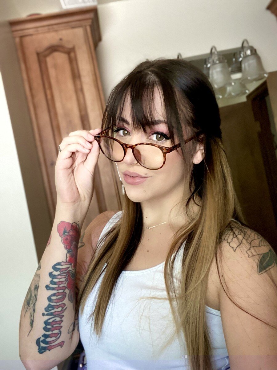 Kikikitsune (@kiki_kitsune), OnlyFans creator