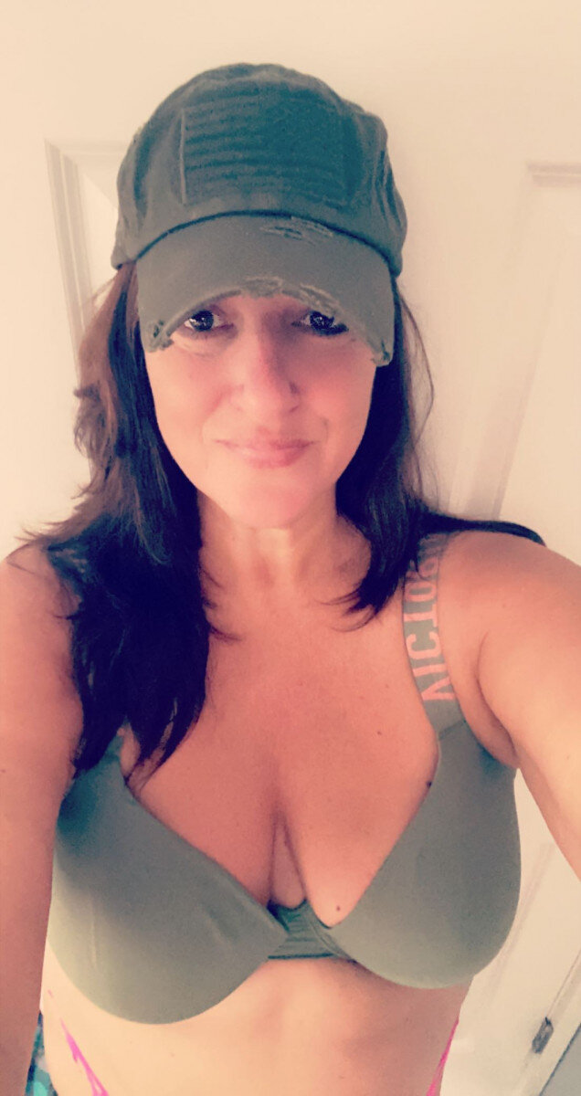 Kikithemom (@kikithemom), OnlyFans creator