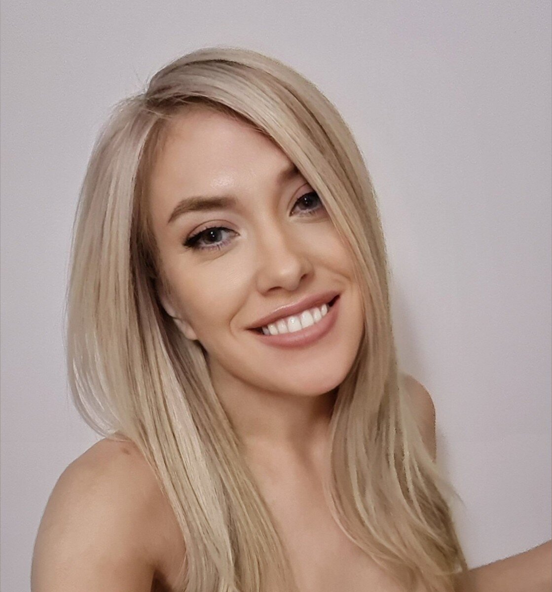 Kimberhot (@kimberhot), OnlyFans creator