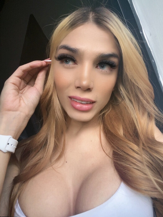 Kim (@kimberly_x021), OnlyFans creator