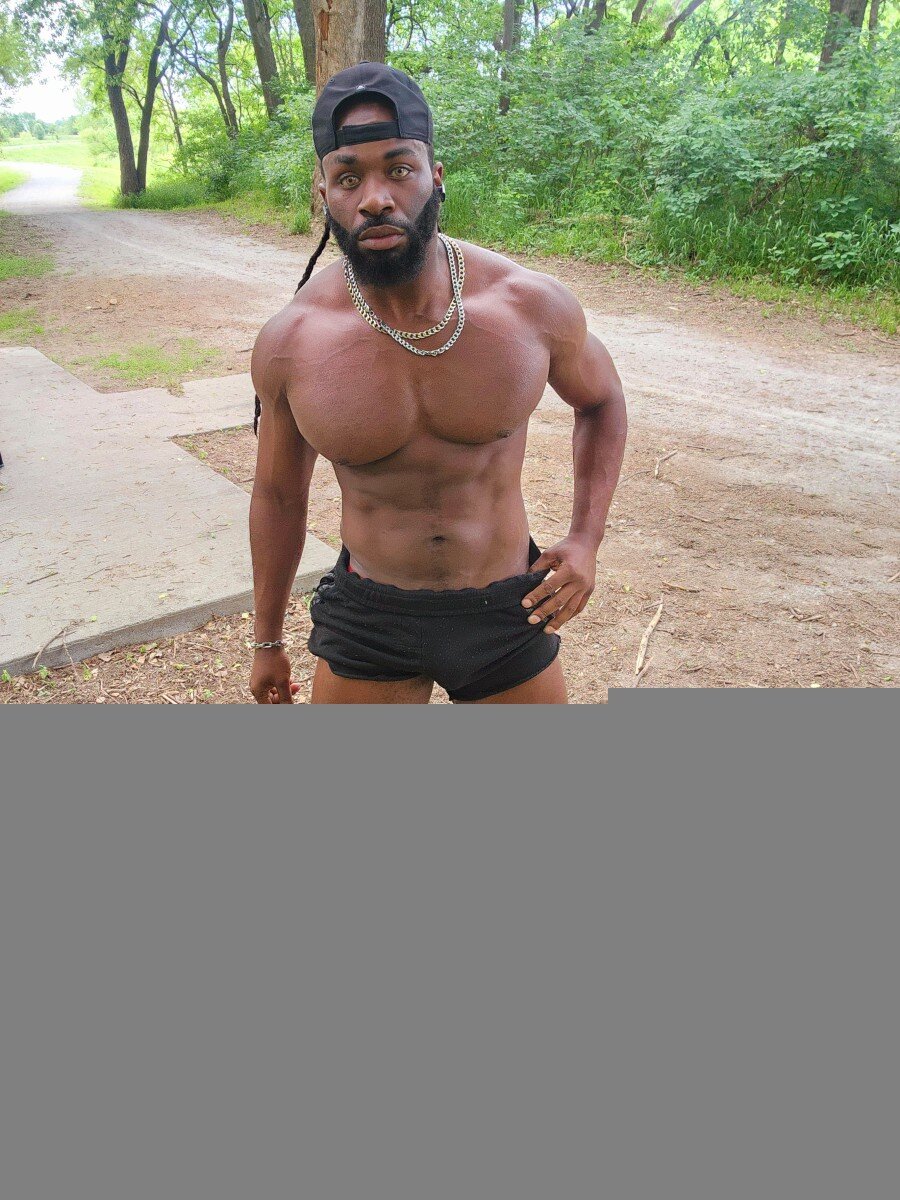 Kingleonlusciousxxl (@kingleonlusciousxxl), OnlyFans creator
