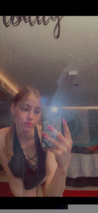 Kinkyabzz (@kinkyabzz), OnlyFans creator