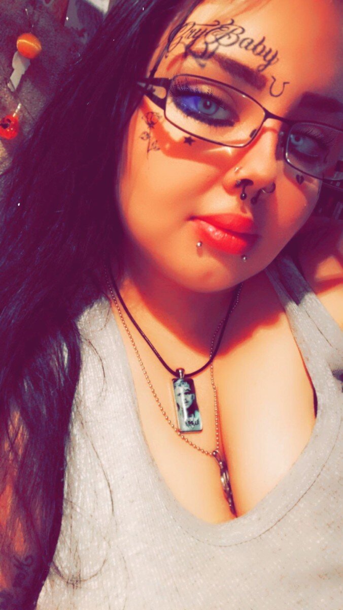 Kinkydoll666x (@kinkydoll666x), OnlyFans creator