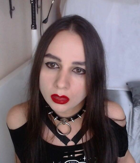 Kiratransfetish (@kiratransfetish), OnlyFans creator