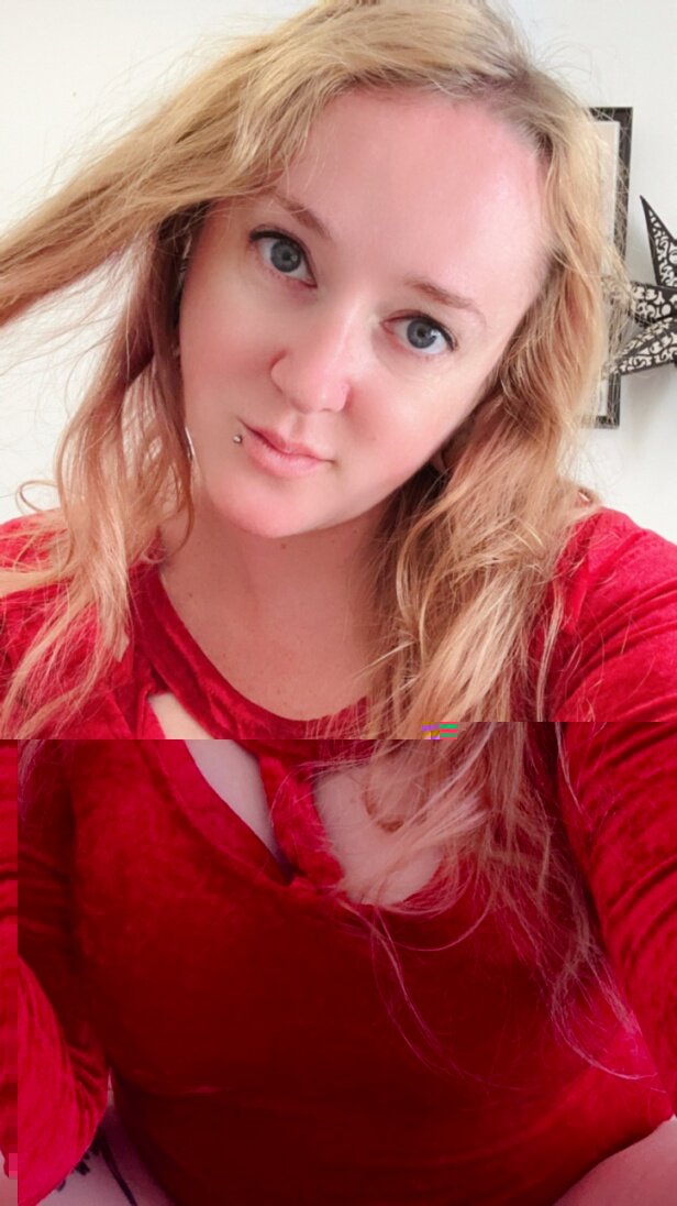 Kisicaxx (@kisicaxx), OnlyFans creator