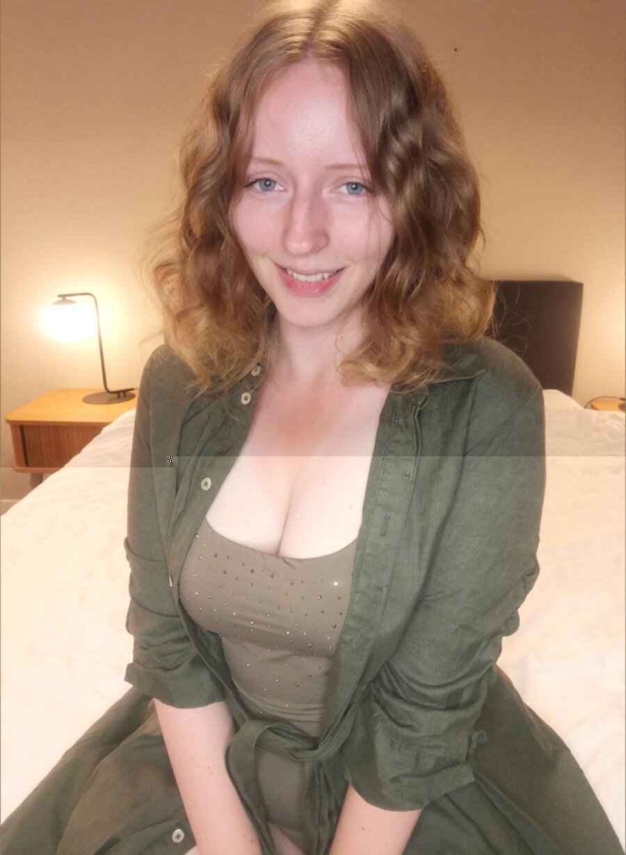 Kissmyhips (@kissmyhips), OnlyFans creator