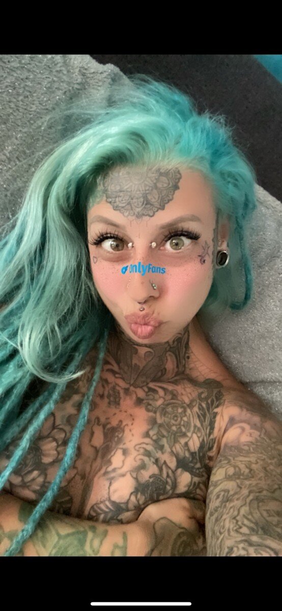 Kitikhaos (@kitikhaos), OnlyFans creator