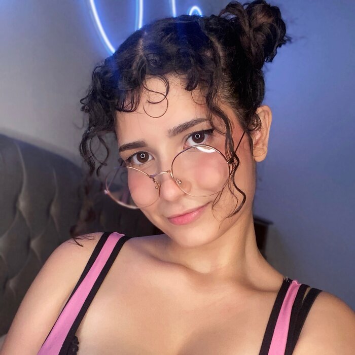 Kittygiz (@kitty_giz), OnlyFans creator