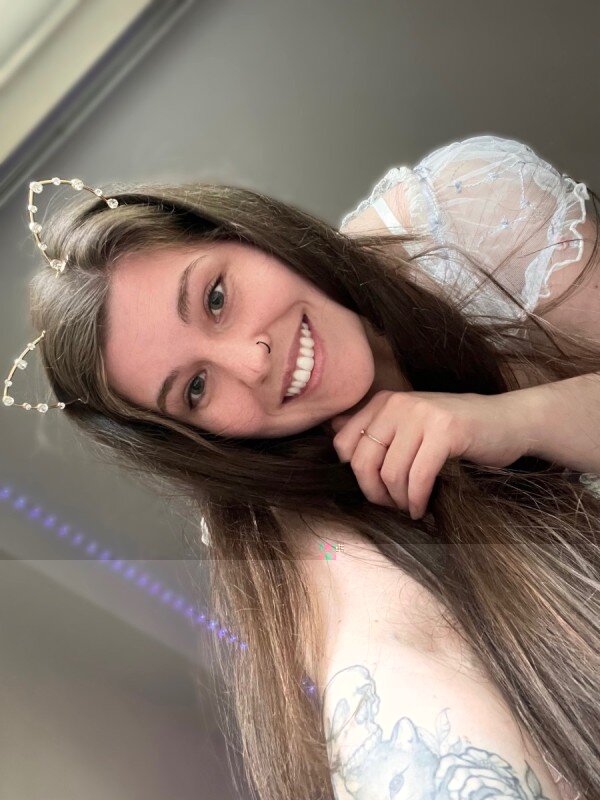 Kittykattgirl (@kittykattgirl), OnlyFans creator