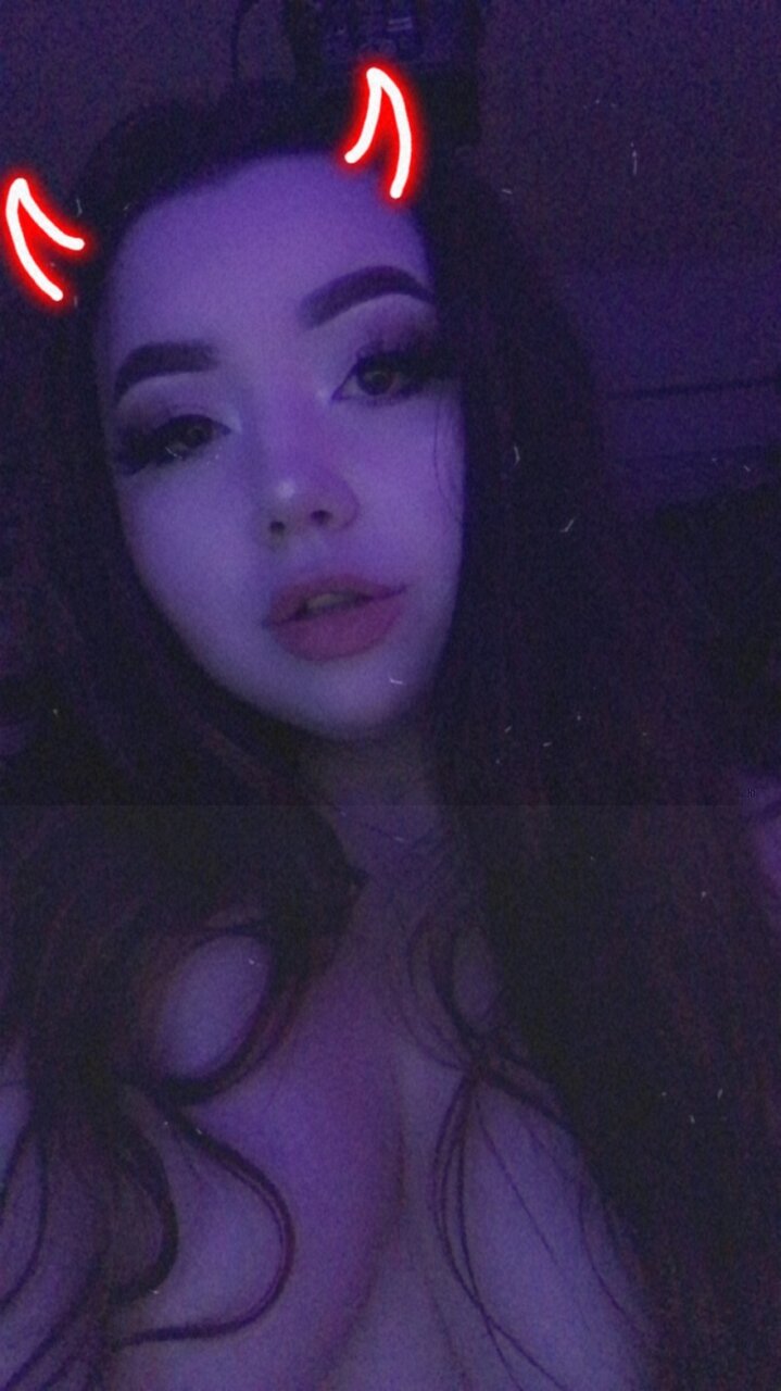 Kittykimxx (@kittykimxx), OnlyFans creator