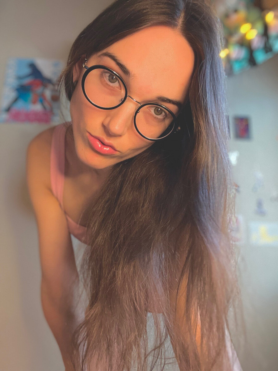 Kittykimz (@kittykimz), OnlyFans creator