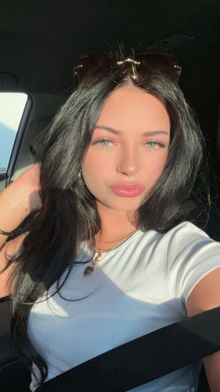 Kittylilss (@kittylilss), OnlyFans creator