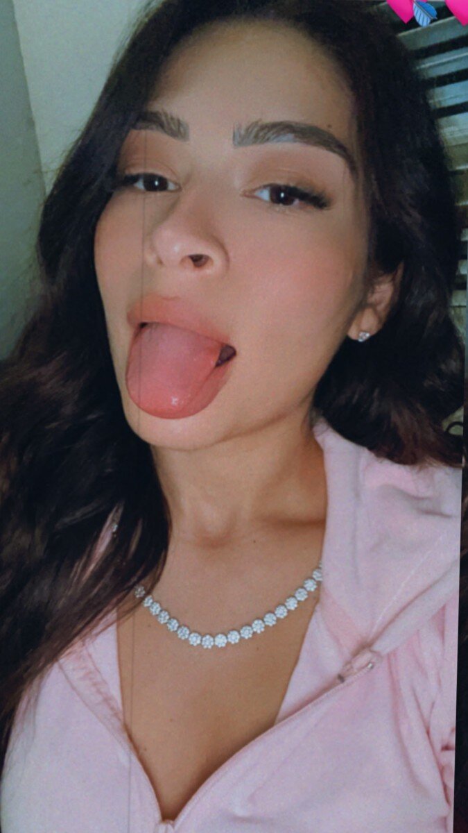 Kittysoftbutt (@kittysoftbutt), OnlyFans creator