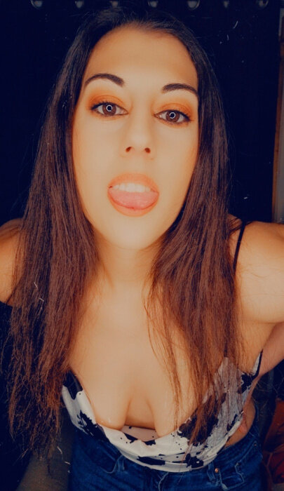 Kitvalentine2 (@kitvalentine2), OnlyFans creator