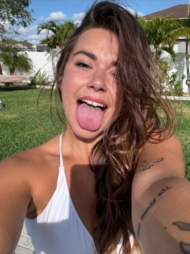 Klove8742 (@klove8742), OnlyFans creator