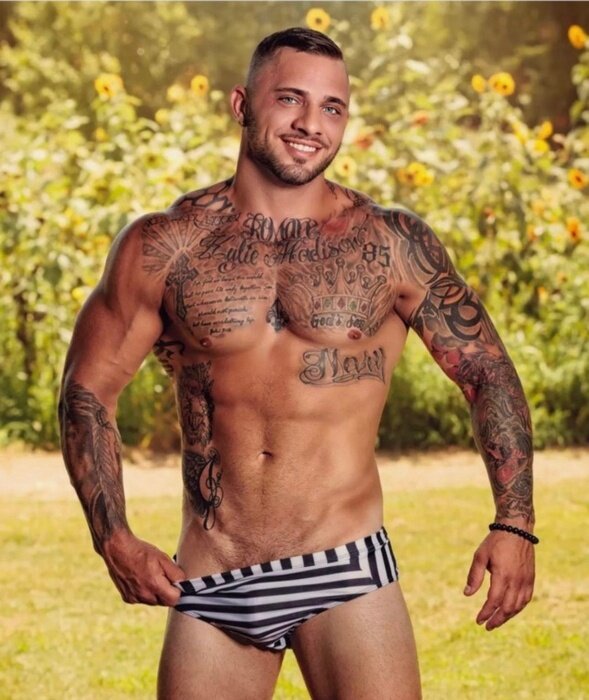 Knoxxxstonee (@knoxxx-stonee), OnlyFans creator