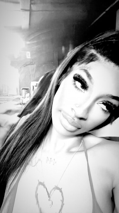 Kolelauraen (@kolelauraen), OnlyFans creator