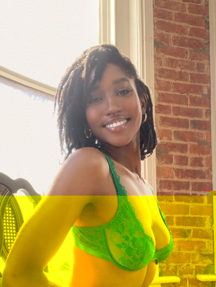 Koraelle222 (@koraelle222), OnlyFans creator