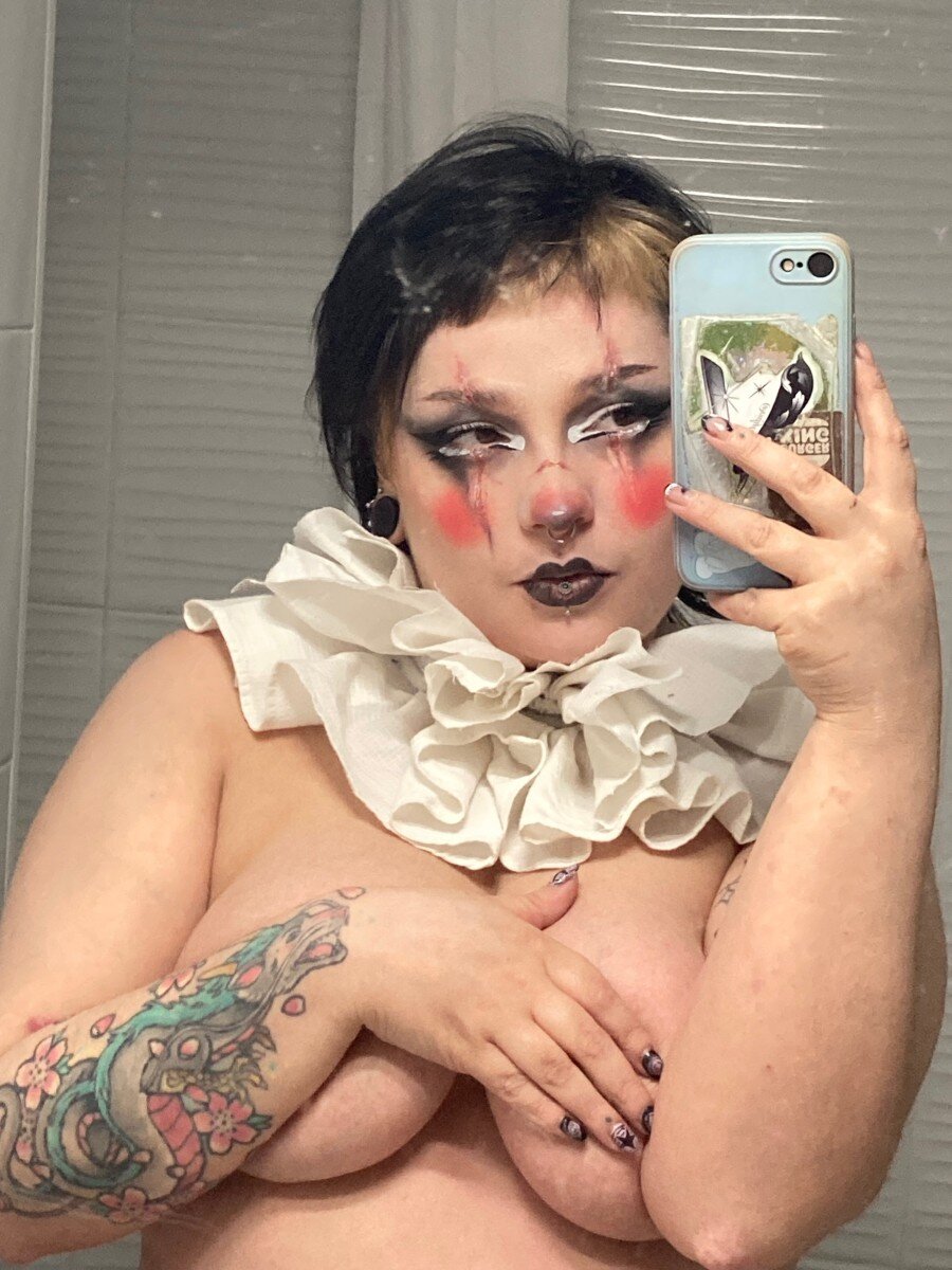 Kosmiksoul (@kosmiksoul), OnlyFans creator