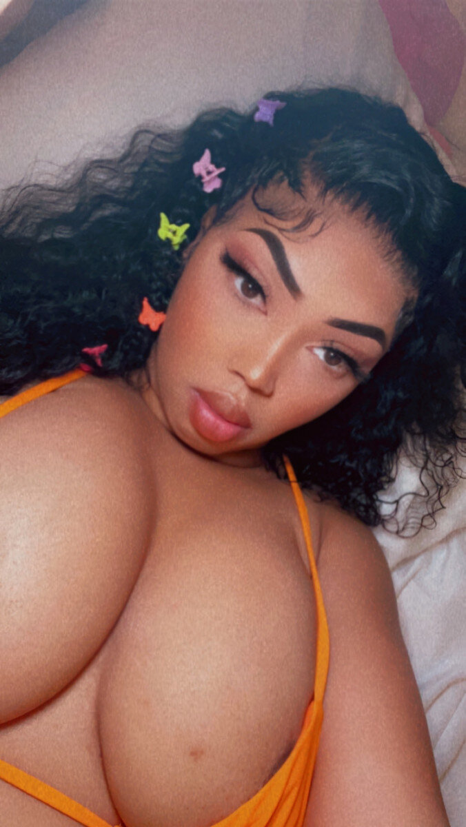 Kourtn3ylov3 (@kourtn3ylov3), OnlyFans creator