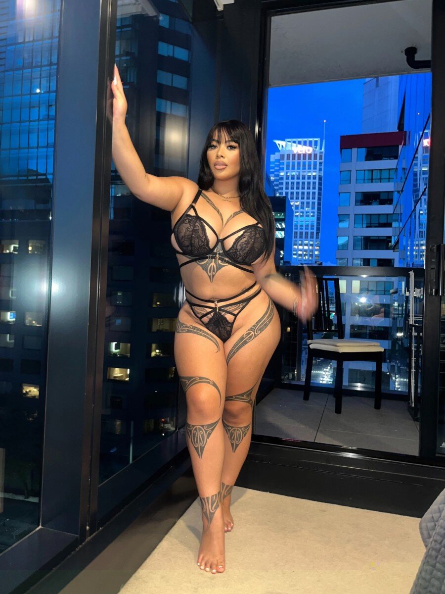Krisyerin (@krisyerin), OnlyFans creator