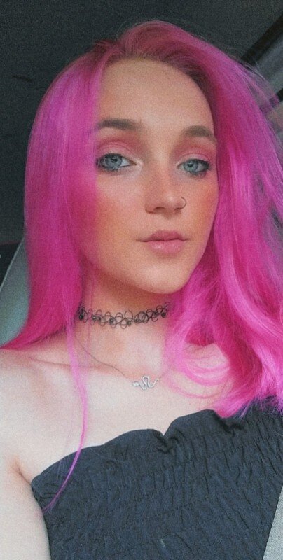 Kushgirlxxfree (@kushgirlxxfree), OnlyFans creator