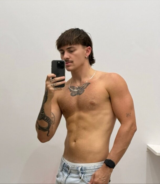 Kylegodwin (@kylegodwin), OnlyFans creator