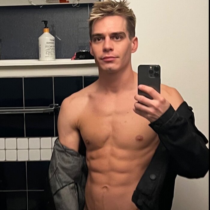 Kylerossxxx (@kylerossxxx), OnlyFans creator