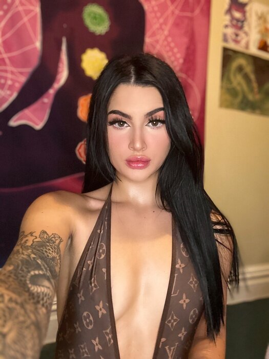Kylienz (@kylienz), OnlyFans creator