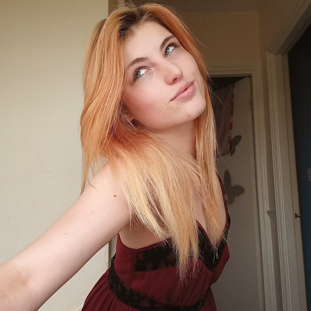 Kyrajinx (@kyrajinx), OnlyFans creator