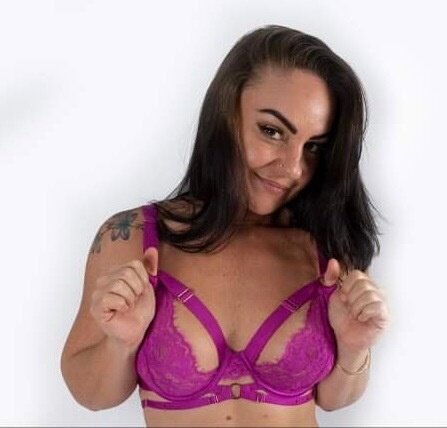 Lacyandco (@lacyandco), OnlyFans creator