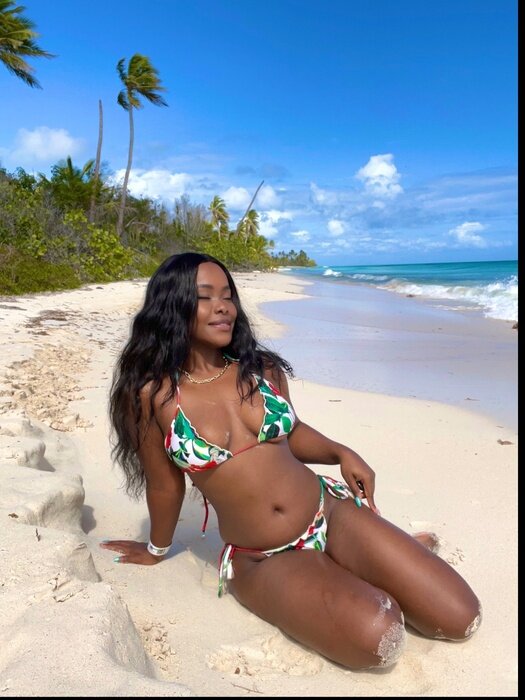 Lady0220 (@lady0220), OnlyFans creator