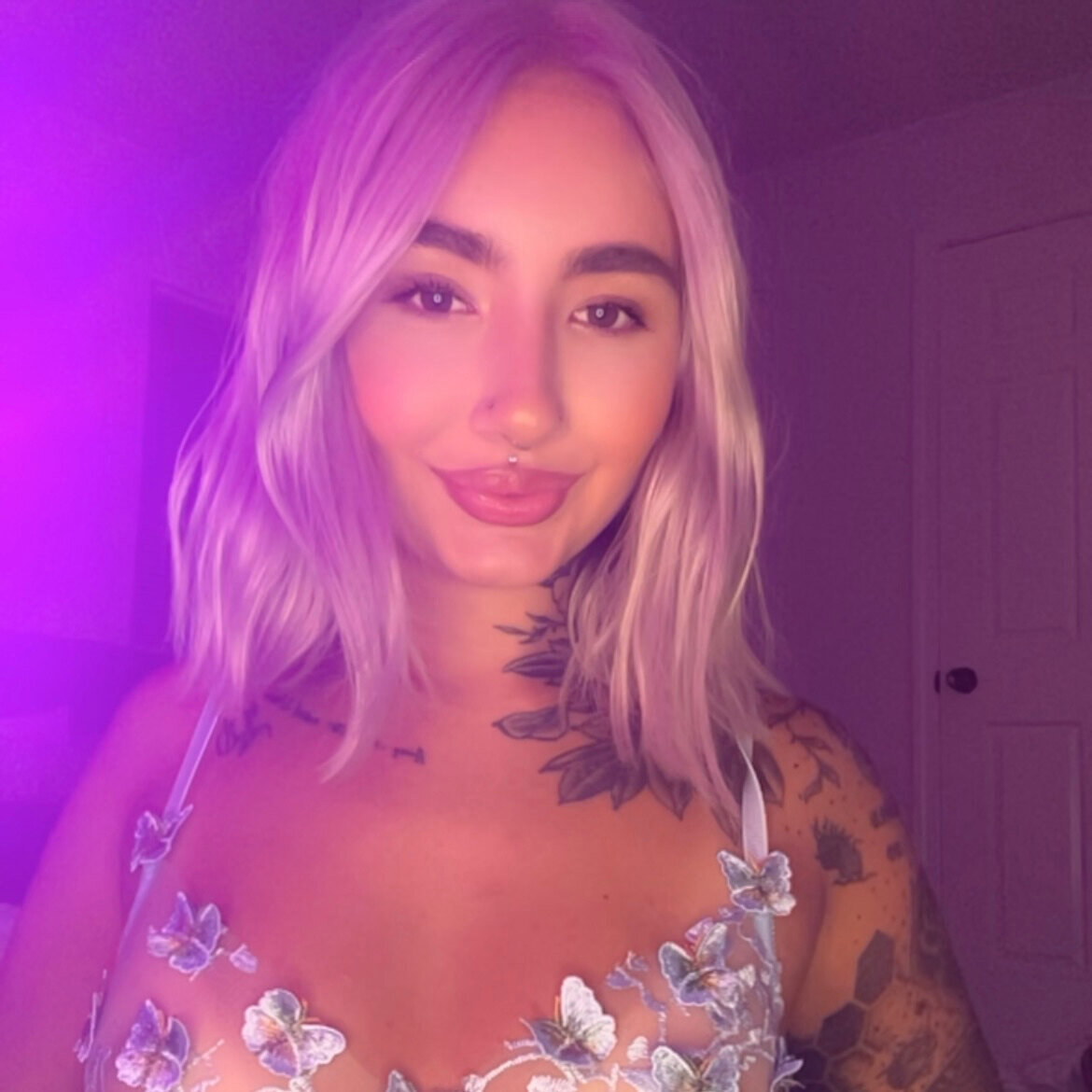 Ladyhlh (@ladyhlh), OnlyFans creator