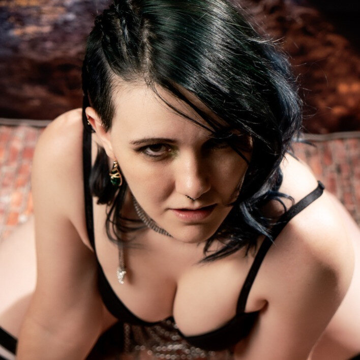Ladylunafox (@ladylunafox), OnlyFans creator