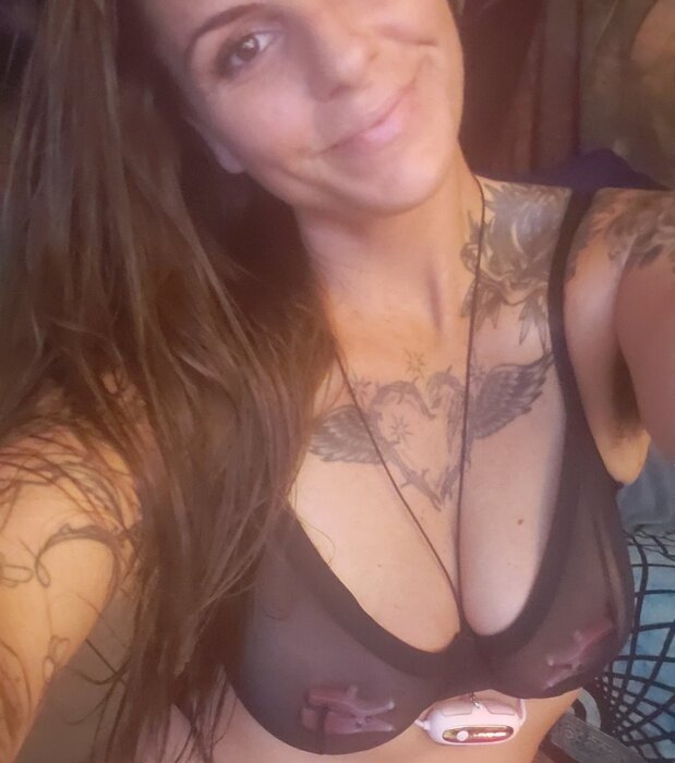 Ladyluvxo (@ladyluvxo), OnlyFans creator