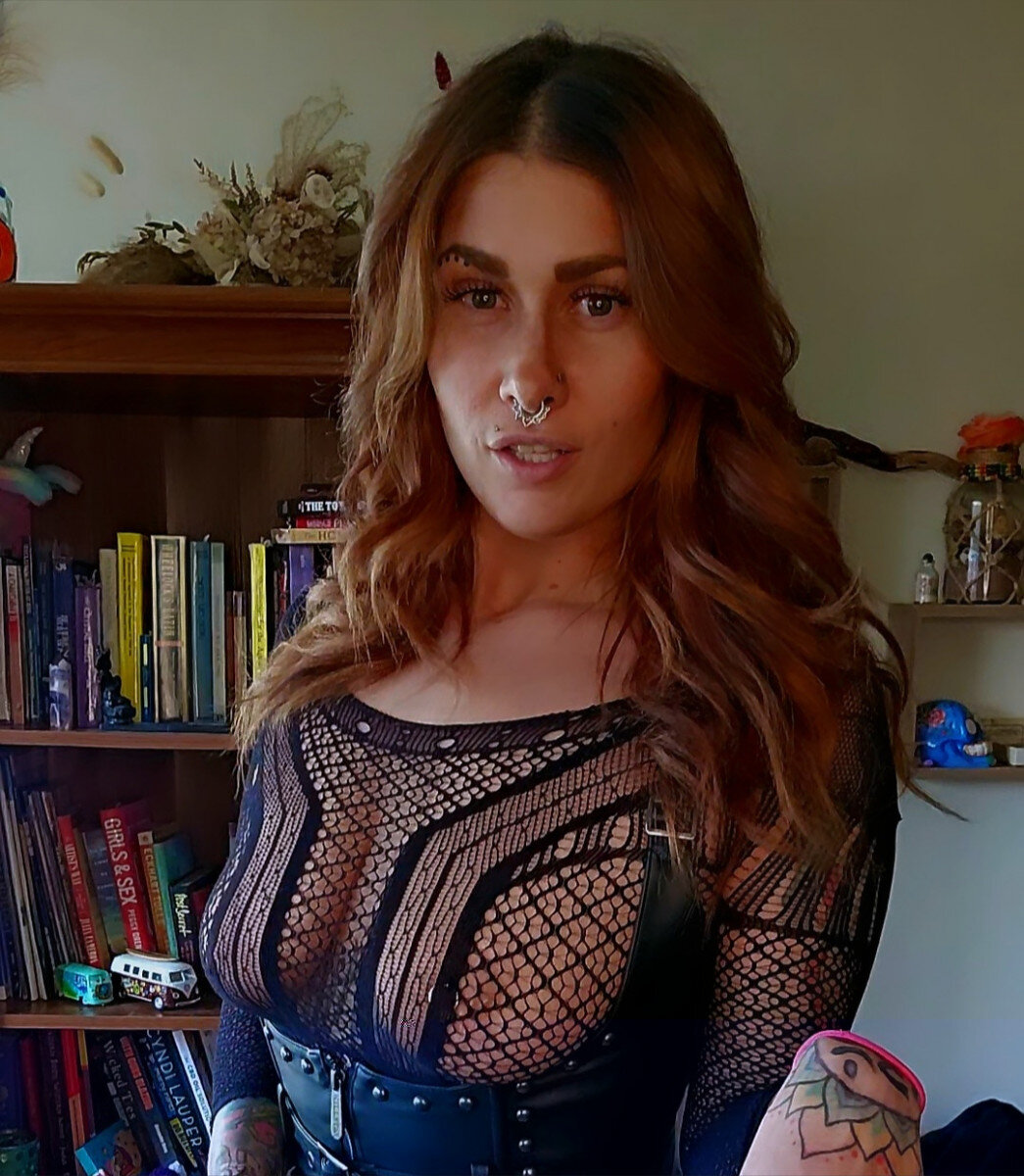 Ladyravyn (@ladyravyn), OnlyFans creator