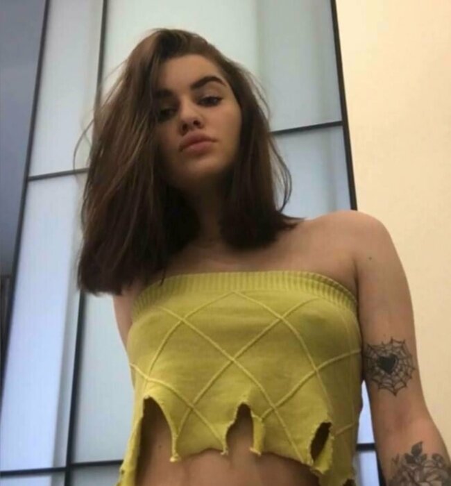 Lanakissss (@lana_kissss), OnlyFans creator