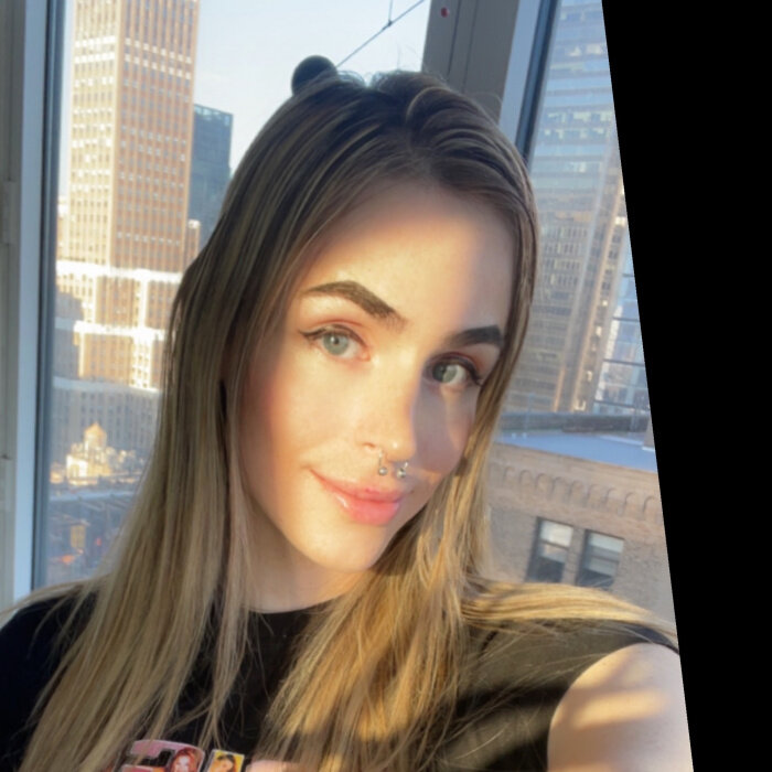 Lanaeatspizza (@lanaeatspizza), OnlyFans creator