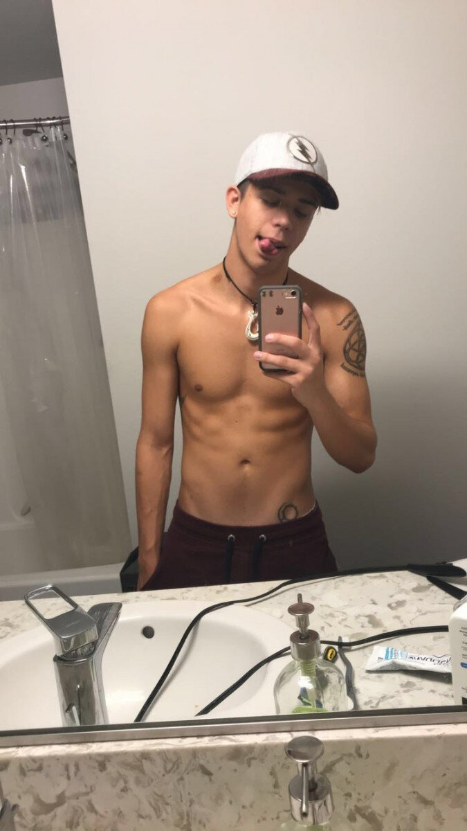 Landonvegaxxx (@landonvegaxxx), OnlyFans creator