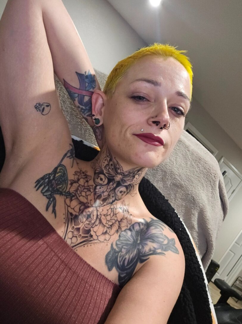 Lanieb13 (@lanieb13), OnlyFans creator