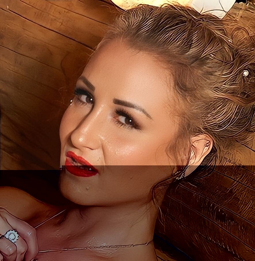 Laradenicevip (@laradenice_vip), OnlyFans creator