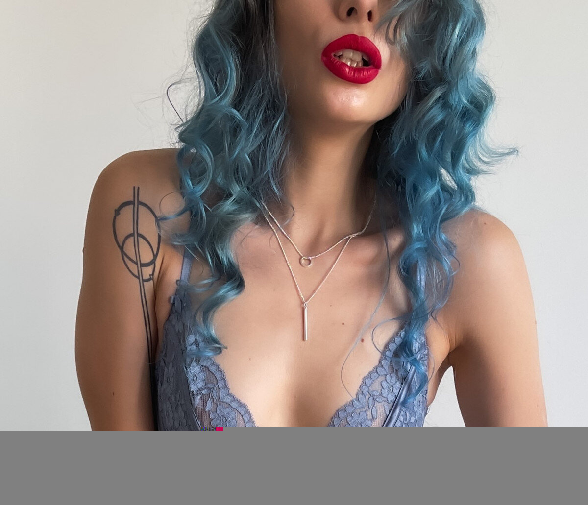 Laralegs (@laralegs), OnlyFans creator